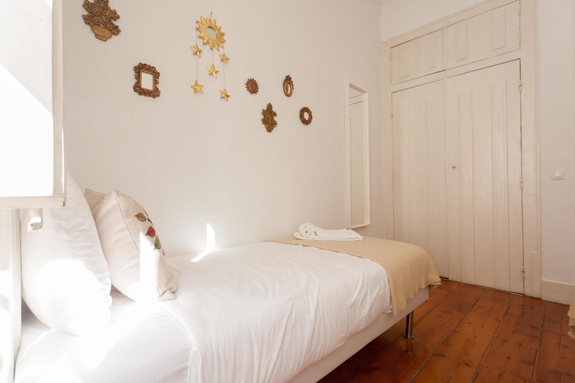 Tejo Vintage Three-Bedroom Apartment - By Lu Holidays Lisabona Exterior foto